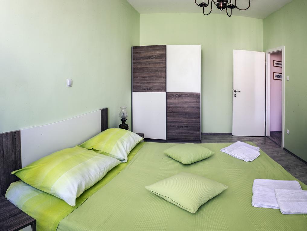 Pavelin Apartments Split Exterior photo